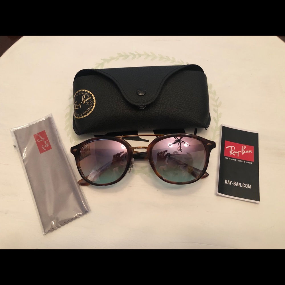 Ray-Ban Sunglasses - RB2183
